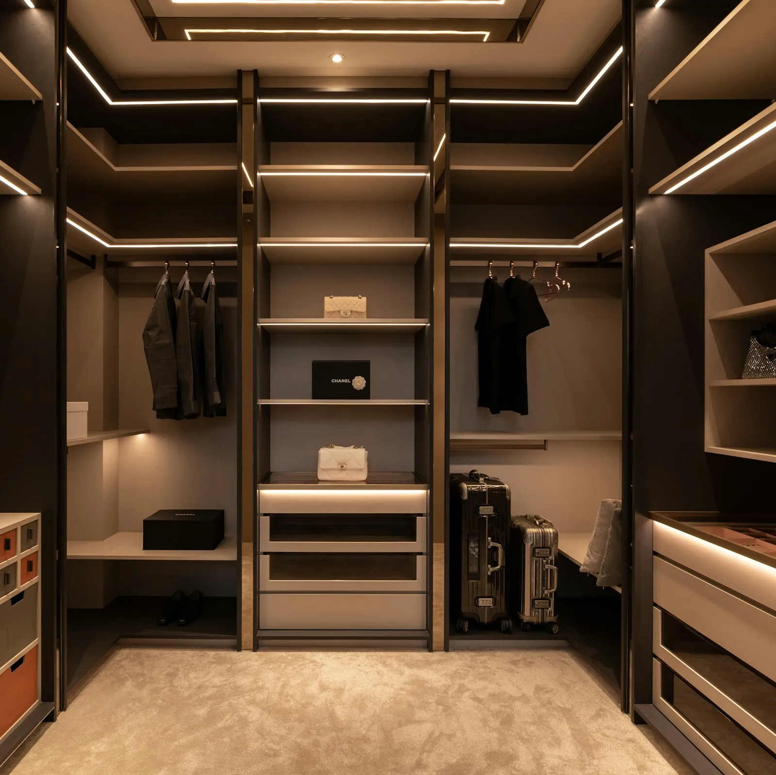 Wardrobes project — Jumeirah Golf Estates